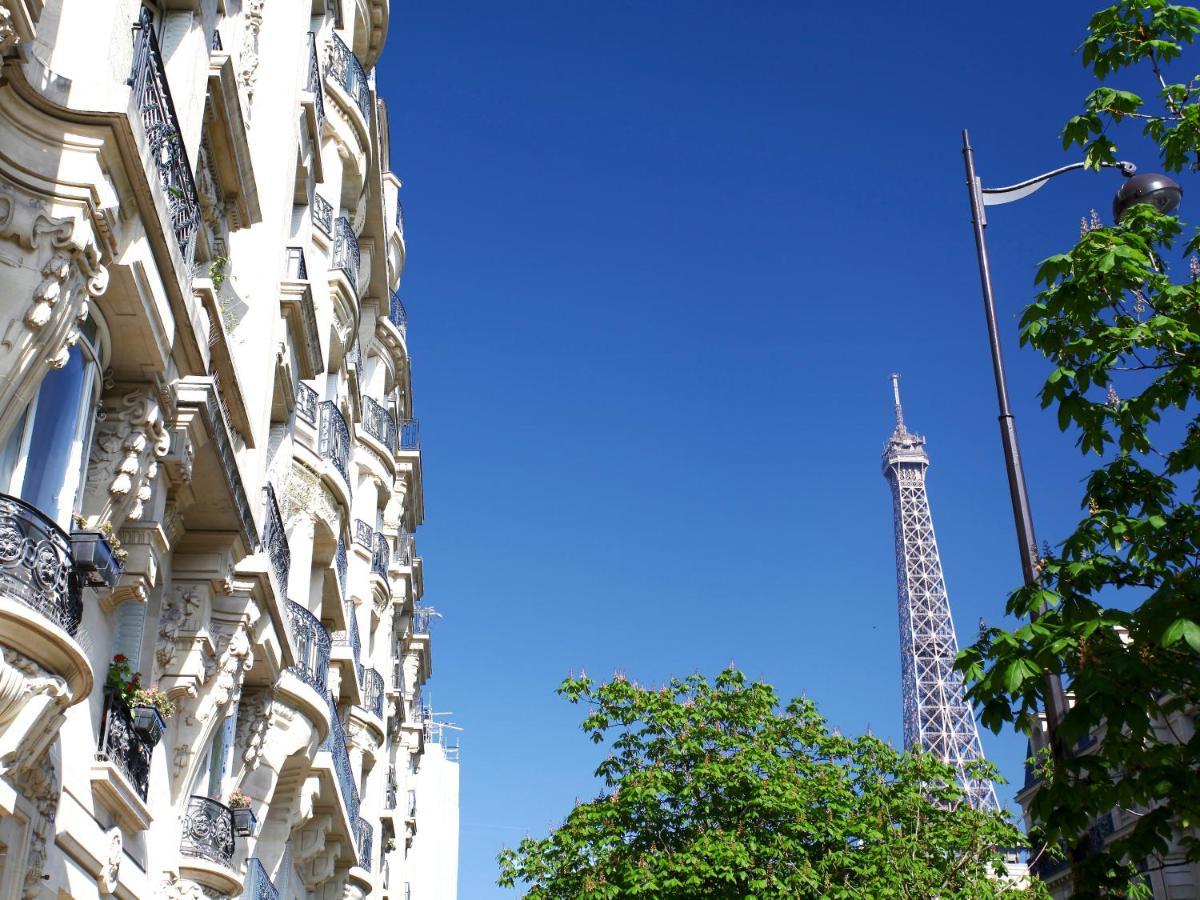 Outstanding 2 bedrooms with a terrific Eiffel Tower view Paris Exterior foto